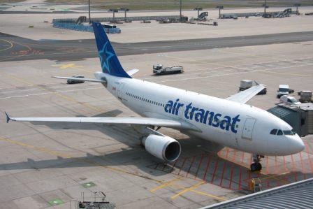 airtransat_istanbul_montreal_tehran